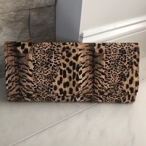 Clutch / purse leopard purse 👛 NWOT black inside